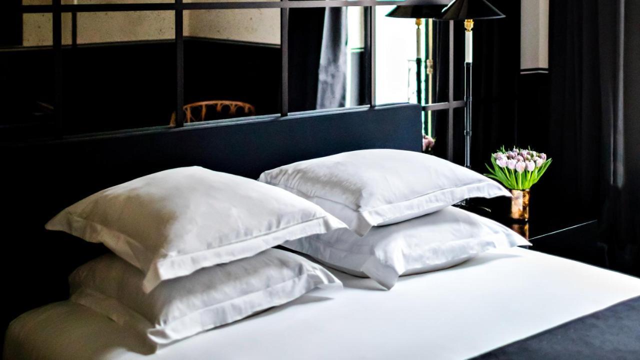Monsieur George Hotel & Spa - Champs-Elysees Párizs Kültér fotó Silk pillowcase